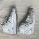 Nike Women’s blazer mid ‘77 SE sisterhood LX white sneaker Photo 2