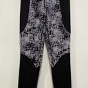 Lou & grey  Black Gray Etchblock Patterned Leggings Photo 2