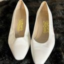 Salvatore Ferragamo  Clarissa White Leather flats 6.5 Photo 0