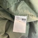 Uniqlo  army green hooded utility jacket size Medium Photo 7