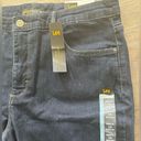 Lee NWT  Women's Jeans relaxed fit straight leg High Rise slimming Sz 16 Medium Photo 3