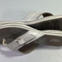 Clarks Collections by  Gray White Flip Flop Thong Slip On Sandals US Size 7 Photo 6