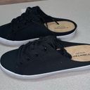 St. John Nwt 's Bay Boating Womens Sneakers black size 8 slip on comfort canvas Photo 1