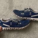 On cloud running tennis shoes blue size 7 Photo 5