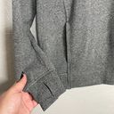 Lululemon  Women 6 Heathered Gray Hoodie Sweatshirt Kangaroo Pocket Thumbholes Photo 3