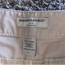 Banana Republic Shorts Womens 4 Khaki Beige Hampton Fit Flat Front Short Chino Photo 1