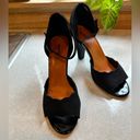 Arizona Jeans Arizona Jean company Faux suede Black heels size 7 LIKE NEW. Worn once Photo 2