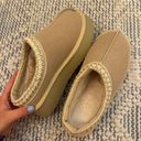 Slippers Tan Size 7 Photo 0