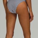 Lululemon Seersucker Skimpy Mid Rise Bottom NWT Size XL (Stripped White Blue) Photo 11