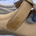 Ecco slip on Velcro close shoes light tan size 39 or size 8.5 women Photo 7