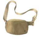 Lululemon  cream Everywhere Belt Bag 1L Photo 0