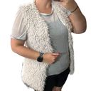 Daytrip  MEDIUM Silver Lining Hidden Front Hooks Closure Faux Fur Sherpa Vest Photo 3