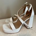 Heels Chunky White Size 8.5 Photo 2