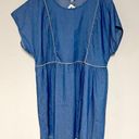 Davi & Dani *NWT*  Chambray Dress Photo 1