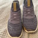 Saucony Running Shoe Photo 1