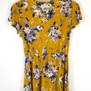 Modcloth  Feeling Fluttery Yellow Floral Top Peplum Size XS Photo 3