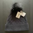 Lululemon NWT  Women’s Cable Knit Pom Beanie Black Photo 5