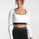 Gymshark Contrast Long Sleeve Crop Top Photo 0