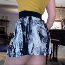 Lily White High waist zip POCKETS modern flowy Mini Skirt Photo 2