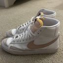 Nike Blazer Mid 77 Shoes Photo 3