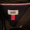 Tommy Hilfiger  Photo 2