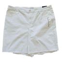 Ava & Viv  Shorts White High Rise No Gap Waist Bermuda Denim Jean Shorts Plus 22W Photo 0