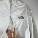 The North Face  Womens Jacket Sz Medium White Black Hooded Ski Wind Snow Jacket Photo 4