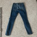 Frame le skinny de Jeanne distressed cropped light wash stretchy jeans 28 Photo 7