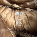 Uniqlo  Ultra Down Vest in Gold Tan Size Small EUC Photo 3