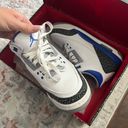 Air Jordans 3 Retro ‘Racer Blue’ Photo 2