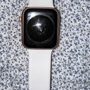 Apple Watch series se Photo 1