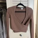 Abercrombie & Fitch Cropped Sweater Photo 0