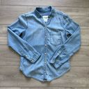 Abercrombie & Fitch Chambray Button Down Shirt Size XS Photo 1