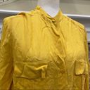 BCBGMAXAZRIA 100% silk  yellow sheer button-down top/M/Excellent cond. Photo 2