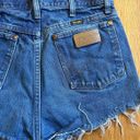 Wrangler Women’s 33 x 36 Handmade Jean Shorts Photo 2