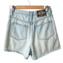 Vintage 90’s Extreme High Waist Light Wash Jean Shorts Blue Size M Photo 2