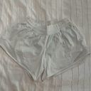 Lululemon Hotty Hot Short 2.5” Photo 0