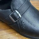 Baretraps  Darlah Women’s Black Clogs Sz. 8M Photo 6