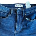 Abercrombie & Fitch  Curve Love 25/0 Short Super Skinny Ankle High Rise Jeans Photo 3