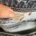 Silver Jeans  Isabel Size 32 Denim Blue Jean Shorts Distressed Cute! EUC Photo 6