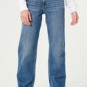 Hollister Ultra High-rise Jeans Photo 0