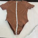 One Piece Women’s Brown OQQ  short sleeve fitted bodysuit, size XL Photo 9