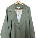 L'Academie  Trench Coat in green Photo 3