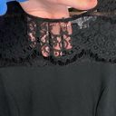 Jessica Simpson :Black  lace dress Photo 1