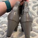 BCBGeneration  Steel Grey Dash Leather Booties Ankle Boot Grey Size 8.5 Photo 3