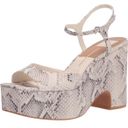 DV by Dolce Vit Women's Porcha Wedge Sandal Photo 2