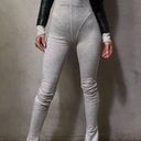 Frame Matte  Longsleeve Bodysuit in Gray Photo 9