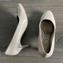 Life Stride Nude Heels Photo 0