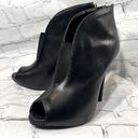 Guess Ashleigh Leather Booties Black-6.5 Photo 0