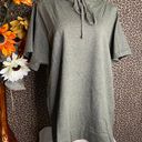 Doe & Rae ✅3/$30✅ NWT  Olive Green Marble Lace-Up Neck Short Sleeve Hooded Top | MEDIUM | Photo 2